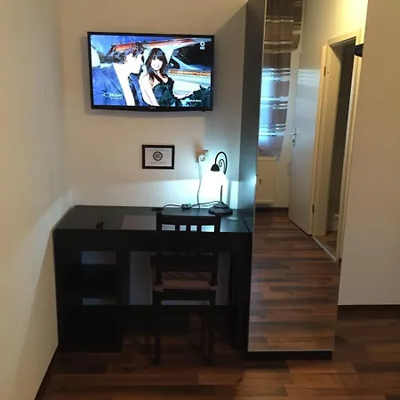 Engel Hotel 2*